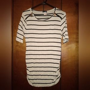 Size L maternity dress